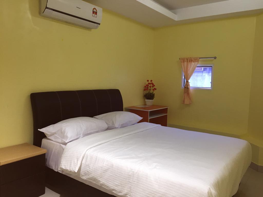 Miri Budget Inn Buitenkant foto