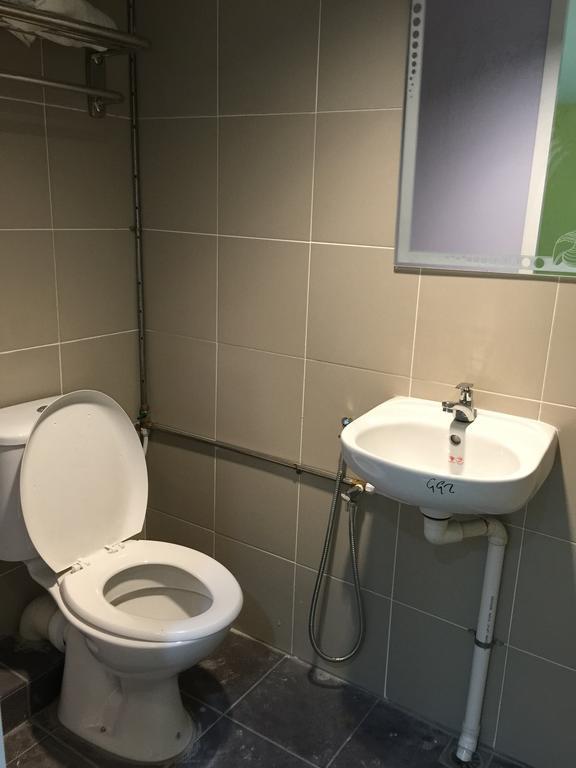 Miri Budget Inn Kamer foto