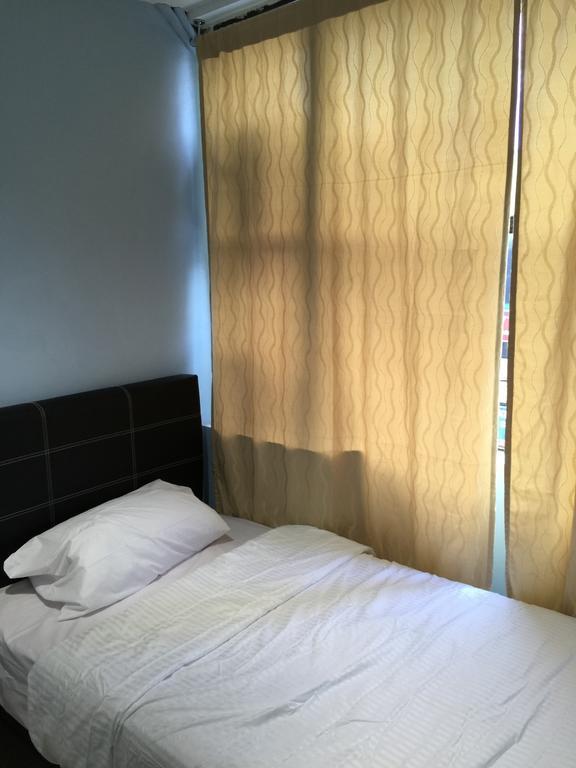 Miri Budget Inn Kamer foto